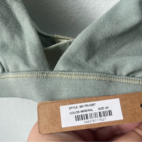 NWT SKIMS TRIANGLE BRALETTE- 4x Mineral - Picture 8 of 12